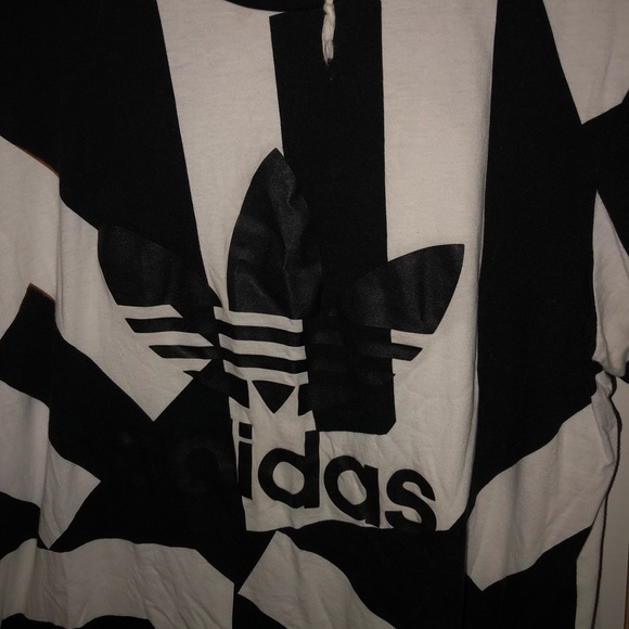 Adidas shirt ‼️‼️worn once. - Picture 2 of 4